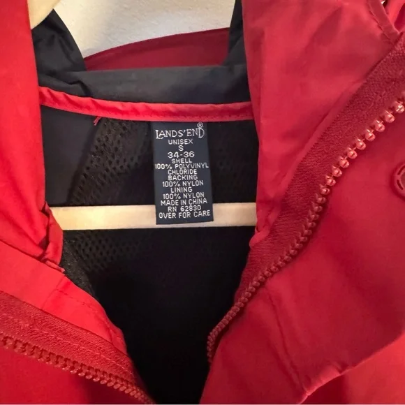 VINTAGE Lands' End Unisex Red Rain Coat - Picture 4 of 7